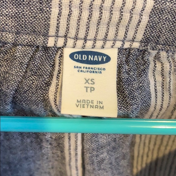 Old Navy Blouse - Picture 2 of 3